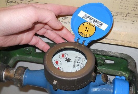 💧 أنابيك تعلن عن توظيف 75 عاملاً مكلفين بقراءة عدادات الماء بعدة مدن مغربية